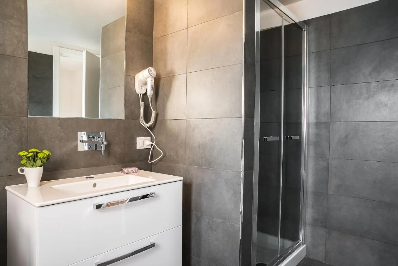 Apartments Florence - Pier Capponi Duomo 0*,